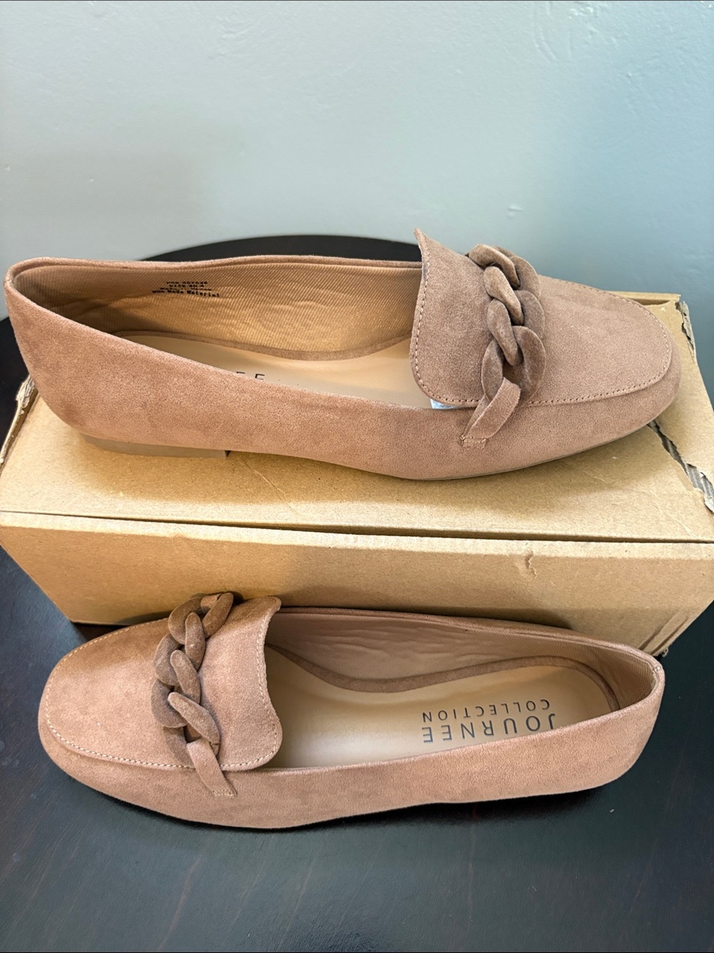 NWT Box Journee Collection Taupe Suede Loafers with Braided Chain - Size 8 - Picture 5 of 7